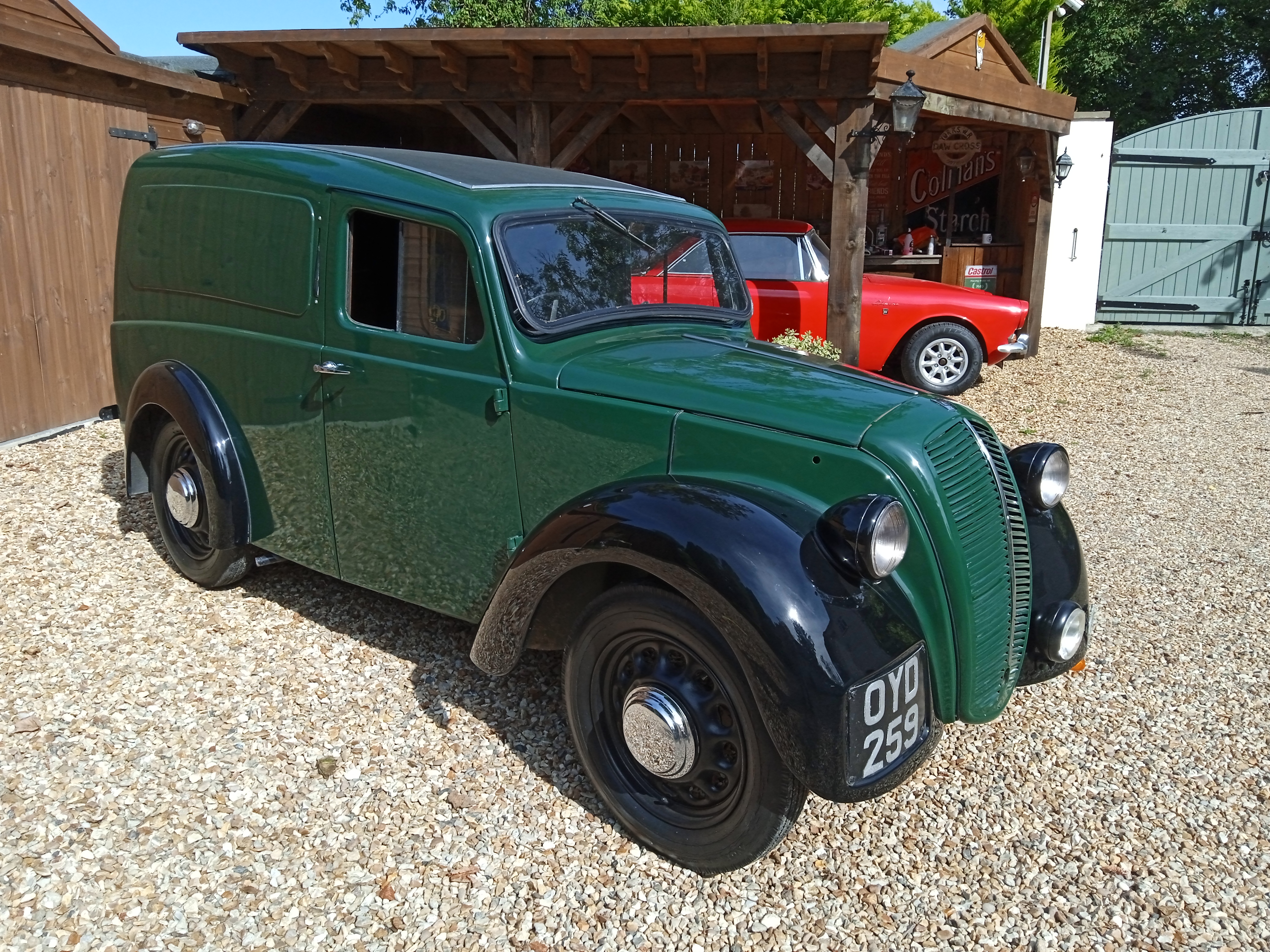 MORRIS Z VAN - Carnell Classic Cars